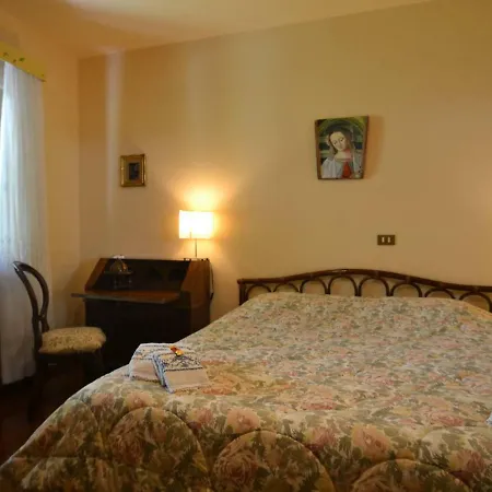 Rustic House In Mountain Surroundings And Views From A Lovely Garden * Campo Tizzoro